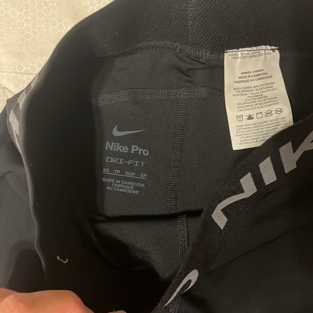 Nike Pro Black Training Shorts - Picture 2 of 2